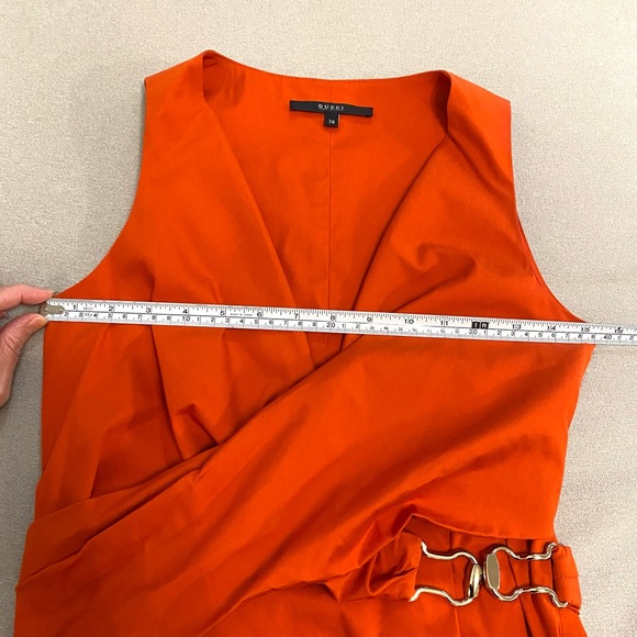 Authentic Gucci top - Picture 9 of 10